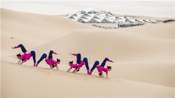 响沙湾,沙漠,度假地,景区,旅游,图片,照片,摄影,内蒙古响沙湾,内蒙古旅游,鄂尔多斯市旅游,莲花酒店,莲花度假酒店,莲沙度假岛,福沙度假岛,悦沙休闲岛,仙沙休闲岛,一粒沙度假村,在线预订,预定,旅行社,AAAAA,5A级旅游景区,库布齐,库布其沙漠,库布其旅游