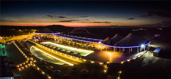 响沙湾,沙漠,度假地,景区,旅游,图片,照片,摄影,内蒙古响沙湾,内蒙古旅游,鄂尔多斯市旅游,莲花酒店,莲花度假酒店,莲沙度假岛,福沙度假岛,悦沙休闲岛,仙沙休闲岛,一粒沙度假村,在线预订,预定,旅行社,AAAAA,5A级旅游景区,库布齐,库布其沙漠,库布其旅游