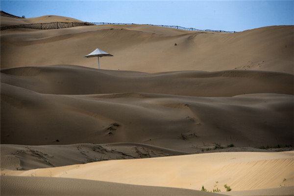 响沙湾,沙漠,度假地,景区,旅游,图片,照片,摄影,内蒙古响沙湾,内蒙古旅游,鄂尔多斯市旅游,莲花酒店,莲花度假酒店,莲沙度假岛,福沙度假岛,悦沙休闲岛,仙沙休闲岛,一粒沙度假村,在线预订,预定,旅行社,AAAAA,5A级旅游景区,库布齐,库布其沙漠,库布其旅游