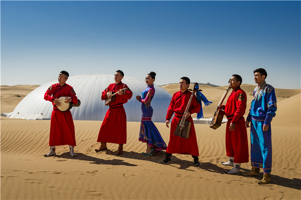 响沙湾,沙漠,度假地,景区,旅游,图片,照片,摄影,内蒙古响沙湾,内蒙古旅游,鄂尔多斯市旅游,莲花酒店,莲花度假酒店,莲沙度假岛,福沙度假岛,悦沙休闲岛,仙沙休闲岛,一粒沙度假村,在线预订,预定,旅行社,AAAAA,5A级旅游景区,库布齐,库布其沙漠,库布其旅游