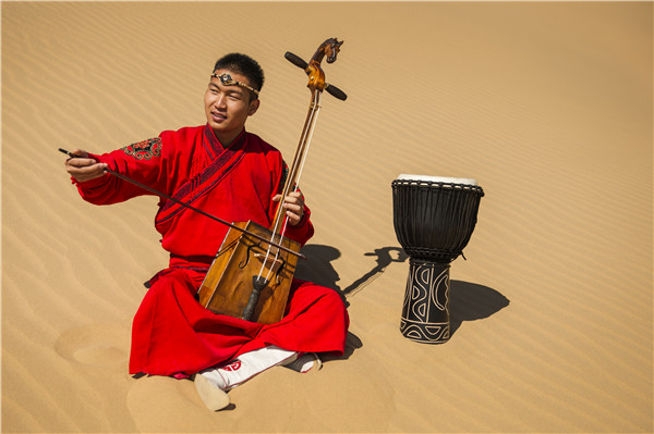 响沙湾,沙漠,度假地,景区,旅游,图片,照片,摄影,内蒙古响沙湾,内蒙古旅游,鄂尔多斯市旅游,莲花酒店,莲花度假酒店,莲沙度假岛,福沙度假岛,悦沙休闲岛,仙沙休闲岛,一粒沙度假村,在线预订,预定,旅行社,AAAAA,5A级旅游景区,库布齐,库布其沙漠,库布其旅游