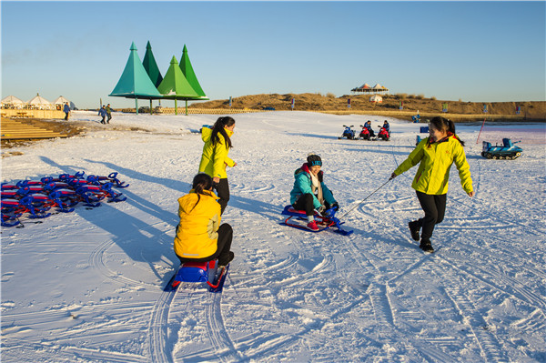 响沙湾,沙漠,度假地,景区,旅游,图片,照片,摄影,内蒙古响沙湾,内蒙古旅游,鄂尔多斯市旅游,莲花酒店,莲花度假酒店,莲沙度假岛,福沙度假岛,悦沙休闲岛,仙沙休闲岛,一粒沙度假村,在线预订,预定,旅行社,AAAAA,5A级旅游景区,库布齐,库布其沙漠,库布其旅游