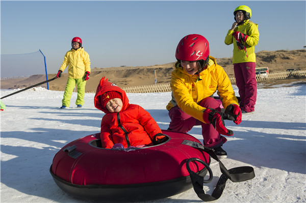 响沙湾,沙漠,度假地,景区,旅游,图片,照片,摄影,内蒙古响沙湾,内蒙古旅游,鄂尔多斯市旅游,莲花酒店,莲花度假酒店,莲沙度假岛,福沙度假岛,悦沙休闲岛,仙沙休闲岛,一粒沙度假村,在线预订,预定,旅行社,AAAAA,5A级旅游景区,库布齐,库布其沙漠,库布其旅游