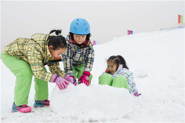 响沙湾,沙漠,度假地,景区,旅游,图片,照片,摄影,内蒙古响沙湾,内蒙古旅游,鄂尔多斯市旅游,莲花酒店,莲花度假酒店,莲沙度假岛,福沙度假岛,悦沙休闲岛,仙沙休闲岛,一粒沙度假村,在线预订,预定,旅行社,AAAAA,5A级旅游景区,库布齐,库布其沙漠,库布其旅游