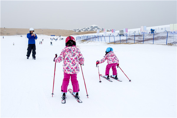 响沙湾,沙漠,度假地,景区,旅游,图片,照片,摄影,内蒙古响沙湾,内蒙古旅游,鄂尔多斯市旅游,莲花酒店,莲花度假酒店,莲沙度假岛,福沙度假岛,悦沙休闲岛,仙沙休闲岛,一粒沙度假村,在线预订,预定,旅行社,AAAAA,5A级旅游景区,库布齐,库布其沙漠,库布其旅游