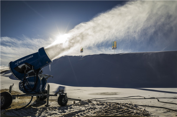 响沙湾,沙漠,度假地,景区,旅游,图片,照片,摄影,内蒙古响沙湾,内蒙古旅游,鄂尔多斯市旅游,莲花酒店,莲花度假酒店,莲沙度假岛,福沙度假岛,悦沙休闲岛,仙沙休闲岛,一粒沙度假村,在线预订,预定,旅行社,AAAAA,5A级旅游景区,库布齐,库布其沙漠,库布其旅游