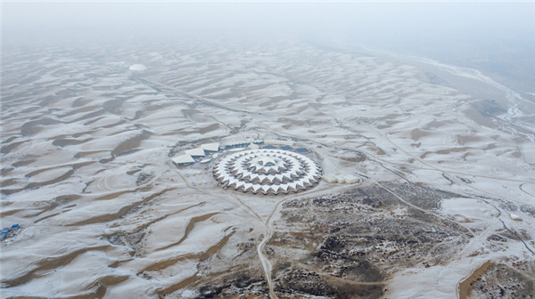 响沙湾,沙漠,度假地,景区,旅游,图片,照片,摄影,内蒙古响沙湾,内蒙古旅游,鄂尔多斯市旅游,莲花酒店,莲花度假酒店,莲沙度假岛,福沙度假岛,悦沙休闲岛,仙沙休闲岛,一粒沙度假村,在线预订,预定,旅行社,AAAAA,5A级旅游景区,库布齐,库布其沙漠,库布其旅游