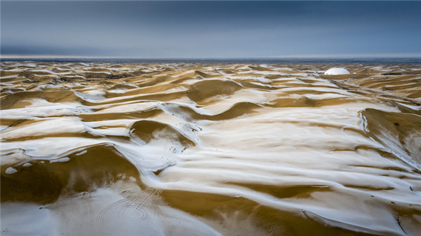 响沙湾,沙漠,度假地,景区,旅游,图片,照片,摄影,内蒙古响沙湾,内蒙古旅游,鄂尔多斯市旅游,莲花酒店,莲花度假酒店,莲沙度假岛,福沙度假岛,悦沙休闲岛,仙沙休闲岛,一粒沙度假村,在线预订,预定,旅行社,AAAAA,5A级旅游景区,库布齐,库布其沙漠,库布其旅游