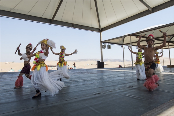 响沙湾,沙漠,度假地,景区,旅游,图片,照片,摄影,内蒙古响沙湾,内蒙古旅游,鄂尔多斯市旅游,莲花酒店,莲花度假酒店,莲沙度假岛,福沙度假岛,悦沙休闲岛,仙沙休闲岛,一粒沙度假村,在线预订,预定,旅行社,AAAAA,5A级旅游景区,库布齐,库布其沙漠,库布其旅游