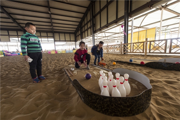 响沙湾,沙漠,度假地,景区,旅游,图片,照片,摄影,内蒙古响沙湾,内蒙古旅游,鄂尔多斯市旅游,莲花酒店,莲花度假酒店,莲沙度假岛,福沙度假岛,悦沙休闲岛,仙沙休闲岛,一粒沙度假村,在线预订,预定,旅行社,AAAAA,5A级旅游景区,库布齐,库布其沙漠,库布其旅游