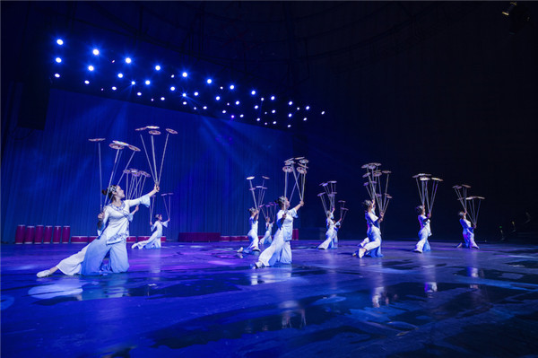 响沙湾,沙漠,度假地,景区,旅游,图片,照片,摄影,内蒙古响沙湾,内蒙古旅游,鄂尔多斯市旅游,莲花酒店,莲花度假酒店,莲沙度假岛,福沙度假岛,悦沙休闲岛,仙沙休闲岛,一粒沙度假村,在线预订,预定,旅行社,AAAAA,5A级旅游景区,库布齐,库布其沙漠,库布其旅游