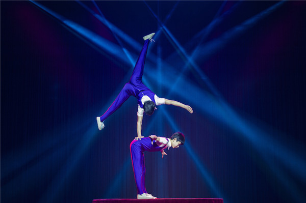 响沙湾,沙漠,度假地,景区,旅游,图片,照片,摄影,内蒙古响沙湾,内蒙古旅游,鄂尔多斯市旅游,莲花酒店,莲花度假酒店,莲沙度假岛,福沙度假岛,悦沙休闲岛,仙沙休闲岛,一粒沙度假村,在线预订,预定,旅行社,AAAAA,5A级旅游景区,库布齐,库布其沙漠,库布其旅游