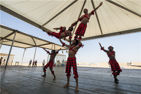 响沙湾,沙漠,度假地,景区,旅游,图片,照片,摄影,内蒙古响沙湾,内蒙古旅游,鄂尔多斯市旅游,莲花酒店,莲花度假酒店,莲沙度假岛,福沙度假岛,悦沙休闲岛,仙沙休闲岛,一粒沙度假村,在线预订,预定,旅行社,AAAAA,5A级旅游景区,库布齐,库布其沙漠,库布其旅游