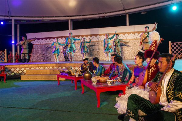 响沙湾,沙漠,度假地,景区,旅游,图片,照片,摄影,内蒙古响沙湾,内蒙古旅游,鄂尔多斯市旅游,莲花酒店,莲花度假酒店,莲沙度假岛,福沙度假岛,悦沙休闲岛,仙沙休闲岛,一粒沙度假村,在线预订,预定,旅行社,AAAAA,5A级旅游景区,库布齐,库布其沙漠,库布其旅游