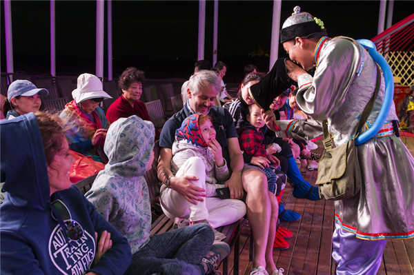 响沙湾,沙漠,度假地,景区,旅游,图片,照片,摄影,内蒙古响沙湾,内蒙古旅游,鄂尔多斯市旅游,莲花酒店,莲花度假酒店,莲沙度假岛,福沙度假岛,悦沙休闲岛,仙沙休闲岛,一粒沙度假村,在线预订,预定,旅行社,AAAAA,5A级旅游景区,库布齐,库布其沙漠,库布其旅游