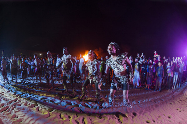 响沙湾,沙漠,度假地,景区,旅游,图片,照片,摄影,内蒙古响沙湾,内蒙古旅游,鄂尔多斯市旅游,莲花酒店,莲花度假酒店,莲沙度假岛,福沙度假岛,悦沙休闲岛,仙沙休闲岛,一粒沙度假村,在线预订,预定,旅行社,AAAAA,5A级旅游景区,库布齐,库布其沙漠,库布其旅游