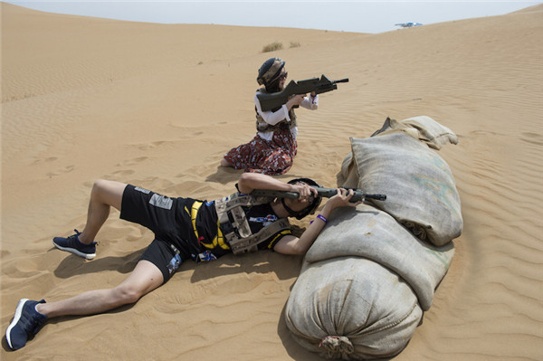 响沙湾,沙漠,度假地,景区,旅游,图片,照片,摄影,内蒙古响沙湾,内蒙古旅游,鄂尔多斯市旅游,莲花酒店,莲花度假酒店,莲沙度假岛,福沙度假岛,悦沙休闲岛,仙沙休闲岛,一粒沙度假村,在线预订,预定,旅行社,AAAAA,5A级旅游景区,库布齐,库布其沙漠,库布其旅游