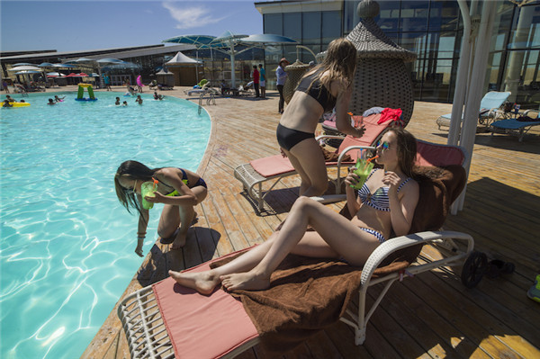 响沙湾,沙漠,度假地,景区,旅游,图片,照片,摄影,内蒙古响沙湾,内蒙古旅游,鄂尔多斯市旅游,莲花酒店,莲花度假酒店,莲沙度假岛,福沙度假岛,悦沙休闲岛,仙沙休闲岛,一粒沙度假村,在线预订,预定,旅行社,AAAAA,5A级旅游景区,库布齐,库布其沙漠,库布其旅游