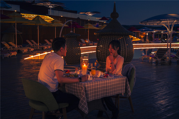 响沙湾,沙漠,度假地,景区,旅游,图片,照片,摄影,内蒙古响沙湾,内蒙古旅游,鄂尔多斯市旅游,莲花酒店,莲花度假酒店,莲沙度假岛,福沙度假岛,悦沙休闲岛,仙沙休闲岛,一粒沙度假村,在线预订,预定,旅行社,AAAAA,5A级旅游景区,库布齐,库布其沙漠,库布其旅游