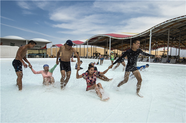 响沙湾,沙漠,度假地,景区,旅游,图片,照片,摄影,内蒙古响沙湾,内蒙古旅游,鄂尔多斯市旅游,莲花酒店,莲花度假酒店,莲沙度假岛,福沙度假岛,悦沙休闲岛,仙沙休闲岛,一粒沙度假村,在线预订,预定,旅行社,AAAAA,5A级旅游景区,库布齐,库布其沙漠,库布其旅游