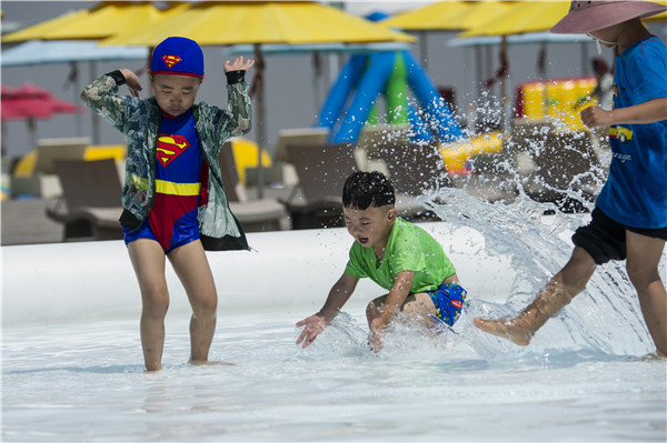响沙湾,沙漠,度假地,景区,旅游,图片,照片,摄影,内蒙古响沙湾,内蒙古旅游,鄂尔多斯市旅游,莲花酒店,莲花度假酒店,莲沙度假岛,福沙度假岛,悦沙休闲岛,仙沙休闲岛,一粒沙度假村,在线预订,预定,旅行社,AAAAA,5A级旅游景区,库布齐,库布其沙漠,库布其旅游