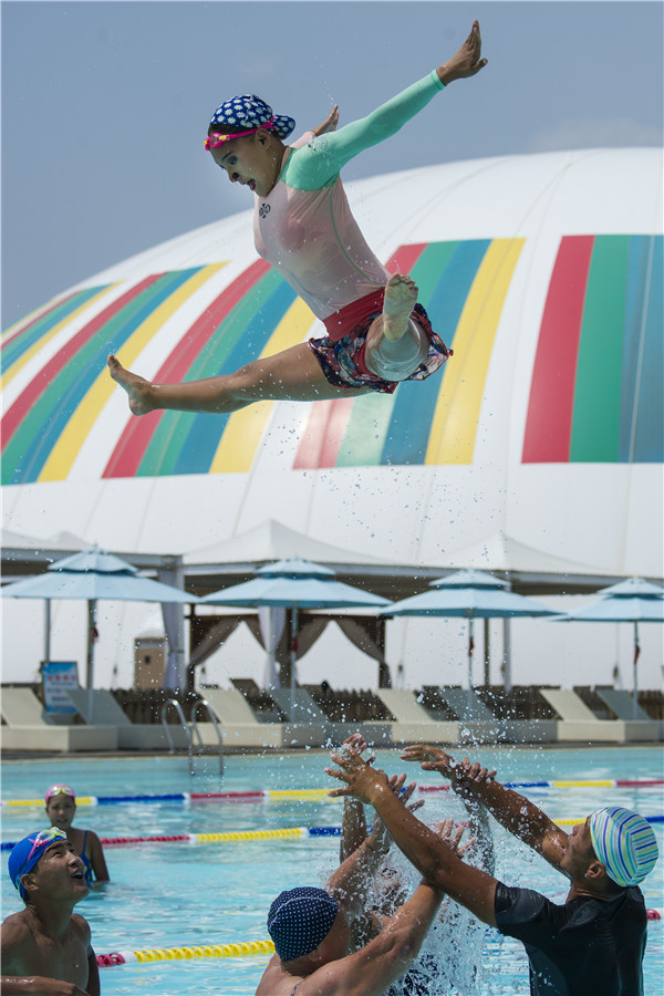 响沙湾,沙漠,度假地,景区,旅游,图片,照片,摄影,内蒙古响沙湾,内蒙古旅游,鄂尔多斯市旅游,莲花酒店,莲花度假酒店,莲沙度假岛,福沙度假岛,悦沙休闲岛,仙沙休闲岛,一粒沙度假村,在线预订,预定,旅行社,AAAAA,5A级旅游景区,库布齐,库布其沙漠,库布其旅游