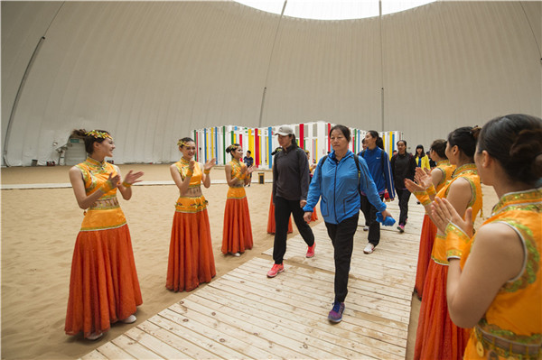 响沙湾,沙漠,度假地,景区,旅游,图片,照片,摄影,内蒙古响沙湾,内蒙古旅游,鄂尔多斯市旅游,莲花酒店,莲花度假酒店,莲沙度假岛,福沙度假岛,悦沙休闲岛,仙沙休闲岛,一粒沙度假村,在线预订,预定,旅行社,AAAAA,5A级旅游景区,库布齐,库布其沙漠,库布其旅游