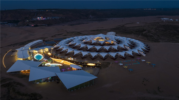 响沙湾,沙漠,度假地,景区,旅游,图片,照片,摄影,内蒙古响沙湾,内蒙古旅游,鄂尔多斯市旅游,莲花酒店,莲花度假酒店,莲沙度假岛,福沙度假岛,悦沙休闲岛,仙沙休闲岛,一粒沙度假村,在线预订,预定,旅行社,AAAAA,5A级旅游景区,库布齐,库布其沙漠,库布其旅游