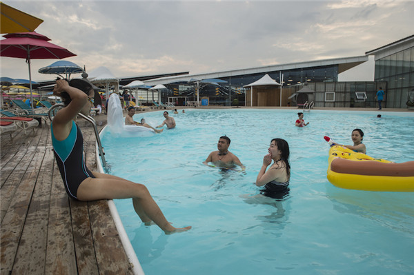 响沙湾,沙漠,度假地,景区,旅游,图片,照片,摄影,内蒙古响沙湾,内蒙古旅游,鄂尔多斯市旅游,莲花酒店,莲花度假酒店,莲沙度假岛,福沙度假岛,悦沙休闲岛,仙沙休闲岛,一粒沙度假村,在线预订,预定,旅行社,AAAAA,5A级旅游景区,库布齐,库布其沙漠,库布其旅游