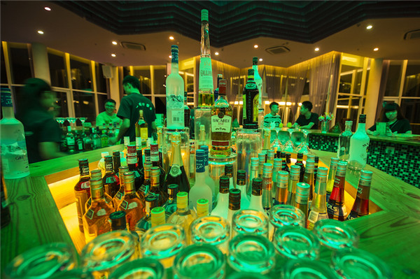 响沙湾,沙漠,度假地,景区,旅游,图片,照片,摄影,内蒙古响沙湾,内蒙古旅游,鄂尔多斯市旅游,莲花酒店,莲花度假酒店,莲沙度假岛,福沙度假岛,悦沙休闲岛,仙沙休闲岛,一粒沙度假村,在线预订,预定,旅行社,AAAAA,5A级旅游景区,库布齐,库布其沙漠,库布其旅游