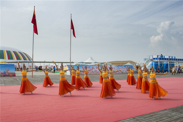 响沙湾,沙漠,度假地,景区,旅游,图片,照片,摄影,内蒙古响沙湾,内蒙古旅游,鄂尔多斯市旅游,莲花酒店,莲花度假酒店,莲沙度假岛,福沙度假岛,悦沙休闲岛,仙沙休闲岛,一粒沙度假村,在线预订,预定,旅行社,AAAAA,5A级旅游景区,库布齐,库布其沙漠,库布其旅游