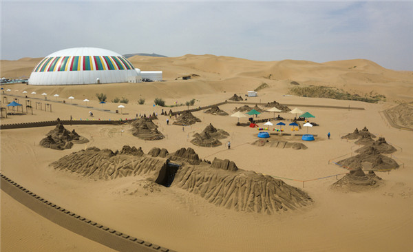 响沙湾,沙漠,度假地,景区,旅游,图片,照片,摄影,内蒙古响沙湾,内蒙古旅游,鄂尔多斯市旅游,莲花酒店,莲花度假酒店,莲沙度假岛,福沙度假岛,悦沙休闲岛,仙沙休闲岛,一粒沙度假村,在线预订,预定,旅行社,AAAAA,5A级旅游景区,库布齐,库布其沙漠,库布其旅游