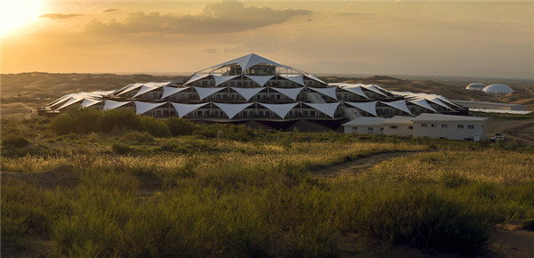 响沙湾,沙漠,度假地,景区,旅游,图片,照片,摄影,内蒙古响沙湾,内蒙古旅游,鄂尔多斯市旅游,莲花酒店,莲花度假酒店,莲沙度假岛,福沙度假岛,悦沙休闲岛,仙沙休闲岛,一粒沙度假村,在线预订,预定,旅行社,AAAAA,5A级旅游景区,库布齐,库布其沙漠,库布其旅游