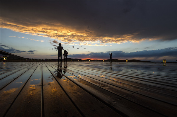 响沙湾,沙漠,度假地,景区,旅游,图片,照片,摄影,内蒙古响沙湾,内蒙古旅游,鄂尔多斯市旅游,莲花酒店,莲花度假酒店,莲沙度假岛,福沙度假岛,悦沙休闲岛,仙沙休闲岛,一粒沙度假村,在线预订,预定,旅行社,AAAAA,5A级旅游景区,库布齐,库布其沙漠,库布其旅游