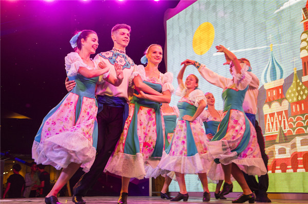 响沙湾,沙漠,度假地,景区,旅游,图片,照片,摄影,内蒙古响沙湾,内蒙古旅游,鄂尔多斯市旅游,莲花酒店,莲花度假酒店,莲沙度假岛,福沙度假岛,悦沙休闲岛,仙沙休闲岛,一粒沙度假村,在线预订,预定,旅行社,AAAAA,5A级旅游景区,库布齐,库布其沙漠,库布其旅游