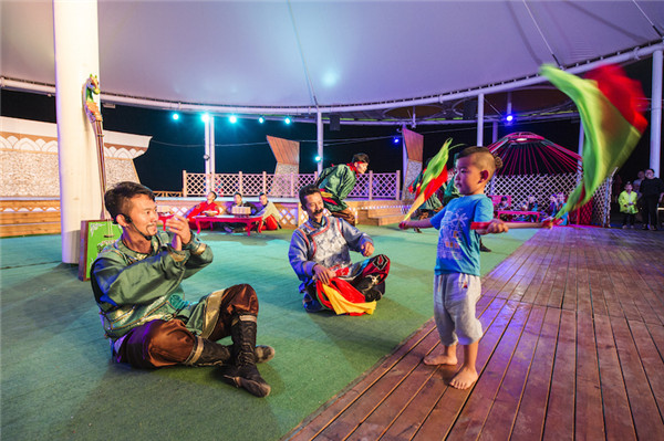 响沙湾,沙漠,度假地,景区,旅游,图片,照片,摄影,内蒙古响沙湾,内蒙古旅游,鄂尔多斯市旅游,莲花酒店,莲花度假酒店,莲沙度假岛,福沙度假岛,悦沙休闲岛,仙沙休闲岛,一粒沙度假村,在线预订,预定,旅行社,AAAAA,5A级旅游景区,库布齐,库布其沙漠,库布其旅游