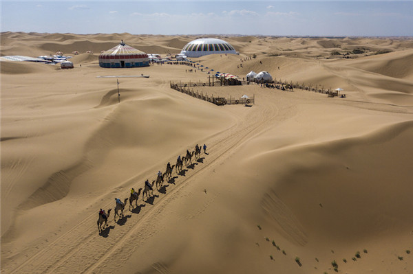 响沙湾,沙漠,度假地,景区,旅游,图片,照片,摄影,内蒙古响沙湾,内蒙古旅游,鄂尔多斯市旅游,莲花酒店,莲花度假酒店,莲沙度假岛,福沙度假岛,悦沙休闲岛,仙沙休闲岛,一粒沙度假村,在线预订,预定,旅行社,AAAAA,5A级旅游景区,库布齐,库布其沙漠,库布其旅游