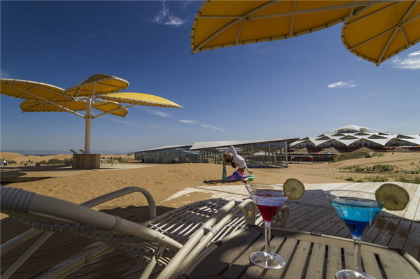 响沙湾,沙漠,度假地,景区,旅游,图片,照片,摄影,内蒙古响沙湾,内蒙古旅游,鄂尔多斯市旅游,莲花酒店,莲花度假酒店,莲沙度假岛,福沙度假岛,悦沙休闲岛,仙沙休闲岛,一粒沙度假村,在线预订,预定,旅行社,AAAAA,5A级旅游景区,库布齐,库布其沙漠,库布其旅游