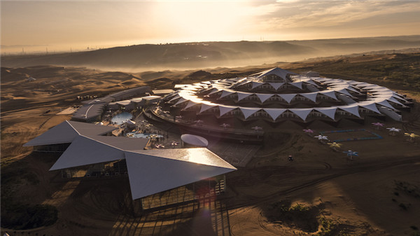 响沙湾,沙漠,度假地,景区,旅游,图片,照片,摄影,内蒙古响沙湾,内蒙古旅游,鄂尔多斯市旅游,莲花酒店,莲花度假酒店,莲沙度假岛,福沙度假岛,悦沙休闲岛,仙沙休闲岛,一粒沙度假村,在线预订,预定,旅行社,AAAAA,5A级旅游景区,库布齐,库布其沙漠,库布其旅游