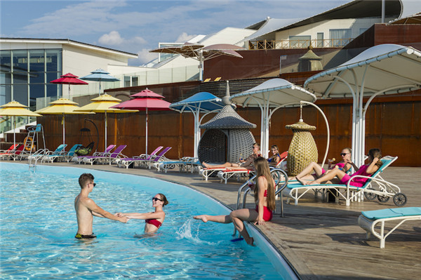 响沙湾,沙漠,度假地,景区,旅游,图片,照片,摄影,内蒙古响沙湾,内蒙古旅游,鄂尔多斯市旅游,莲花酒店,莲花度假酒店,莲沙度假岛,福沙度假岛,悦沙休闲岛,仙沙休闲岛,一粒沙度假村,在线预订,预定,旅行社,AAAAA,5A级旅游景区,库布齐,库布其沙漠,库布其旅游