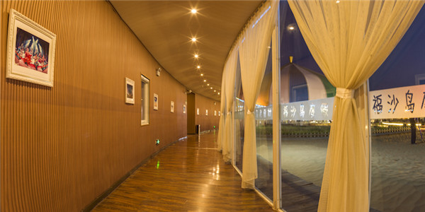 响沙湾,沙漠,度假地,景区,旅游,图片,照片,摄影,内蒙古响沙湾,内蒙古旅游,鄂尔多斯市旅游,莲花酒店,莲花度假酒店,莲沙度假岛,福沙度假岛,悦沙休闲岛,仙沙休闲岛,一粒沙度假村,在线预订,预定,旅行社,AAAAA,5A级旅游景区,库布齐,库布其沙漠,库布其旅游