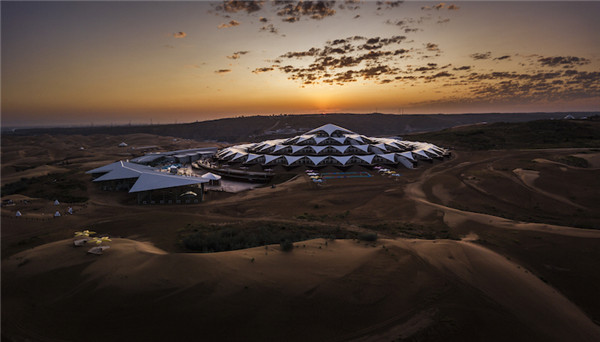 响沙湾,沙漠,度假地,景区,旅游,图片,照片,摄影,内蒙古响沙湾,内蒙古旅游,鄂尔多斯市旅游,莲花酒店,莲花度假酒店,莲沙度假岛,福沙度假岛,悦沙休闲岛,仙沙休闲岛,一粒沙度假村,在线预订,预定,旅行社,AAAAA,5A级旅游景区,库布齐,库布其沙漠,库布其旅游