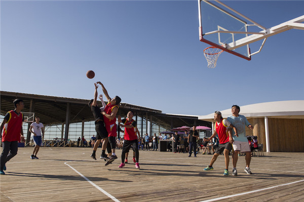 响沙湾,沙漠,度假地,景区,旅游,图片,照片,摄影,内蒙古响沙湾,内蒙古旅游,鄂尔多斯市旅游,莲花酒店,莲花度假酒店,莲沙度假岛,福沙度假岛,悦沙休闲岛,仙沙休闲岛,一粒沙度假村,在线预订,预定,旅行社,AAAAA,5A级旅游景区,库布齐,库布其沙漠,库布其旅游