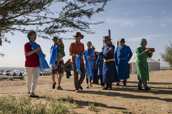 响沙湾,沙漠,度假地,景区,旅游,图片,照片,摄影,内蒙古响沙湾,内蒙古旅游,鄂尔多斯市旅游,莲花酒店,莲花度假酒店,莲沙度假岛,福沙度假岛,悦沙休闲岛,仙沙休闲岛,一粒沙度假村,在线预订,预定,旅行社,AAAAA,5A级旅游景区,库布齐,库布其沙漠,库布其旅游