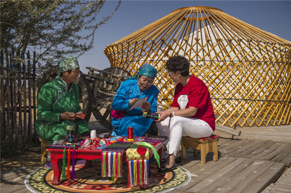 响沙湾,沙漠,度假地,景区,旅游,图片,照片,摄影,内蒙古响沙湾,内蒙古旅游,鄂尔多斯市旅游,莲花酒店,莲花度假酒店,莲沙度假岛,福沙度假岛,悦沙休闲岛,仙沙休闲岛,一粒沙度假村,在线预订,预定,旅行社,AAAAA,5A级旅游景区,库布齐,库布其沙漠,库布其旅游
