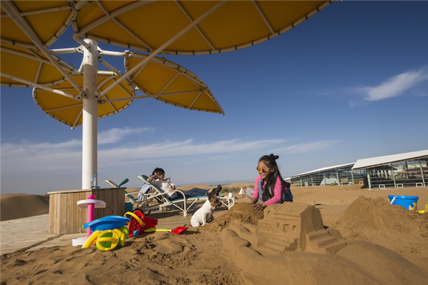 响沙湾,沙漠,度假地,景区,旅游,图片,照片,摄影,内蒙古响沙湾,内蒙古旅游,鄂尔多斯市旅游,莲花酒店,莲花度假酒店,莲沙度假岛,福沙度假岛,悦沙休闲岛,仙沙休闲岛,一粒沙度假村,在线预订,预定,旅行社,AAAAA,5A级旅游景区,库布齐,库布其沙漠,库布其旅游