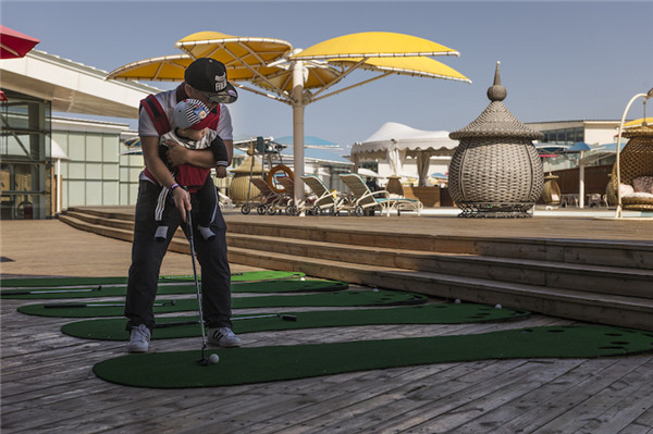 响沙湾,沙漠,度假地,景区,旅游,图片,照片,摄影,内蒙古响沙湾,内蒙古旅游,鄂尔多斯市旅游,莲花酒店,莲花度假酒店,莲沙度假岛,福沙度假岛,悦沙休闲岛,仙沙休闲岛,一粒沙度假村,在线预订,预定,旅行社,AAAAA,5A级旅游景区,库布齐,库布其沙漠,库布其旅游