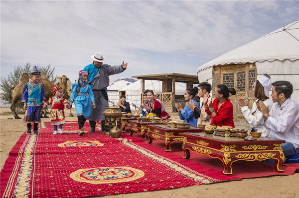 响沙湾,沙漠,度假地,景区,旅游,图片,照片,摄影,内蒙古响沙湾,内蒙古旅游,鄂尔多斯市旅游,莲花酒店,莲花度假酒店,莲沙度假岛,福沙度假岛,悦沙休闲岛,仙沙休闲岛,一粒沙度假村,在线预订,预定,旅行社,AAAAA,5A级旅游景区,库布齐,库布其沙漠,库布其旅游