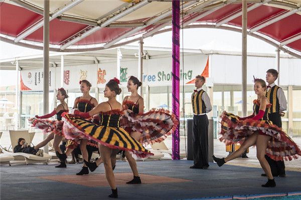 响沙湾,沙漠,度假地,景区,旅游,图片,照片,摄影,内蒙古响沙湾,内蒙古旅游,鄂尔多斯市旅游,莲花酒店,莲花度假酒店,莲沙度假岛,福沙度假岛,悦沙休闲岛,仙沙休闲岛,一粒沙度假村,在线预订,预定,旅行社,AAAAA,5A级旅游景区,库布齐,库布其沙漠,库布其旅游