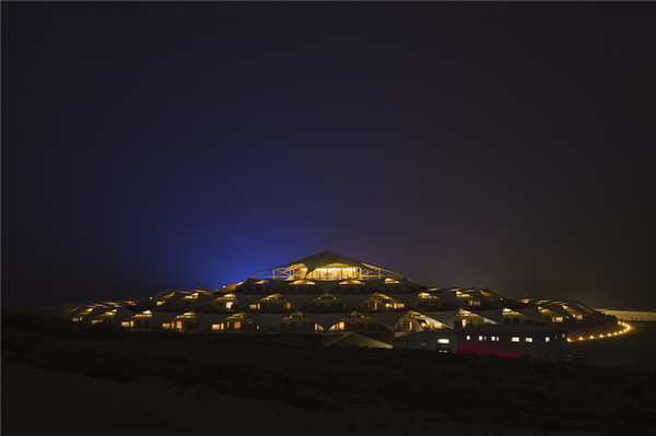 响沙湾,沙漠,度假地,景区,旅游,图片,照片,摄影,内蒙古响沙湾,内蒙古旅游,鄂尔多斯市旅游,莲花酒店,莲花度假酒店,莲沙度假岛,福沙度假岛,悦沙休闲岛,仙沙休闲岛,一粒沙度假村,在线预订,预定,旅行社,AAAAA,5A级旅游景区,库布齐,库布其沙漠,库布其旅游